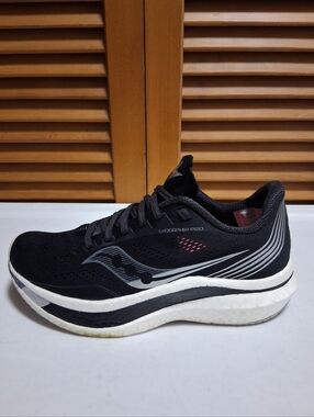 Saucony Endorphin Pro Women’s Running Shoe * Size: 6.5